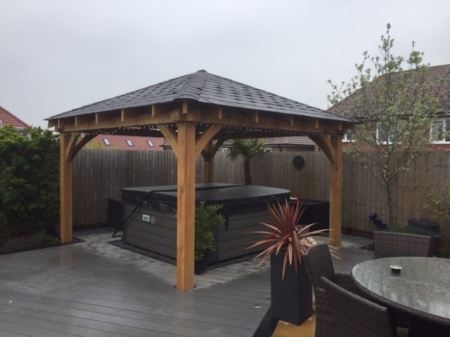 Oak Framed Gazebo, Droitwich Worcestershire