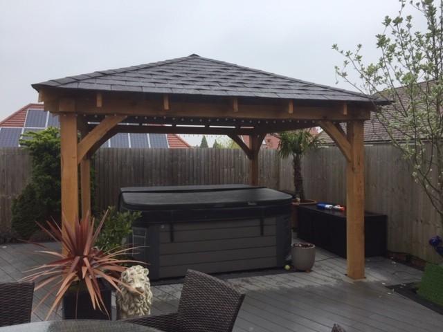 Oak Framed Gazebo, Droitwich Worcestershire